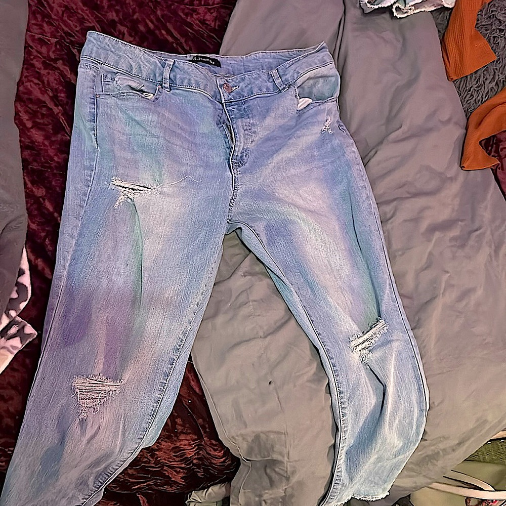 Light blue skinny jeans, size 16